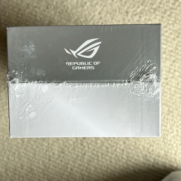 Brand New - ASUS ROG ALLY 7" Touch Gaming Console - Picture 4 of 5